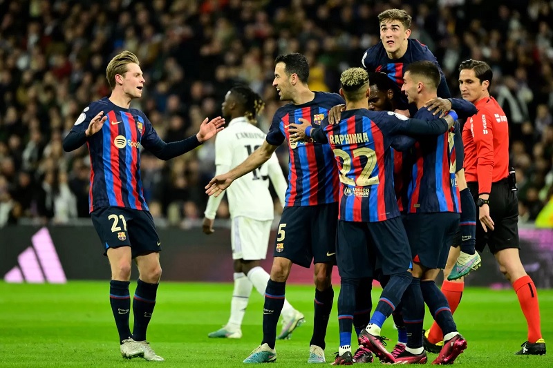 ly-giai-thanh-cong-cua-barca-voi-chien-luoc-tiki-taka